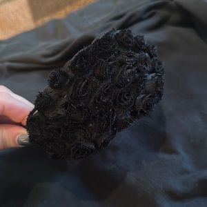 Wide flower pattern black hairband